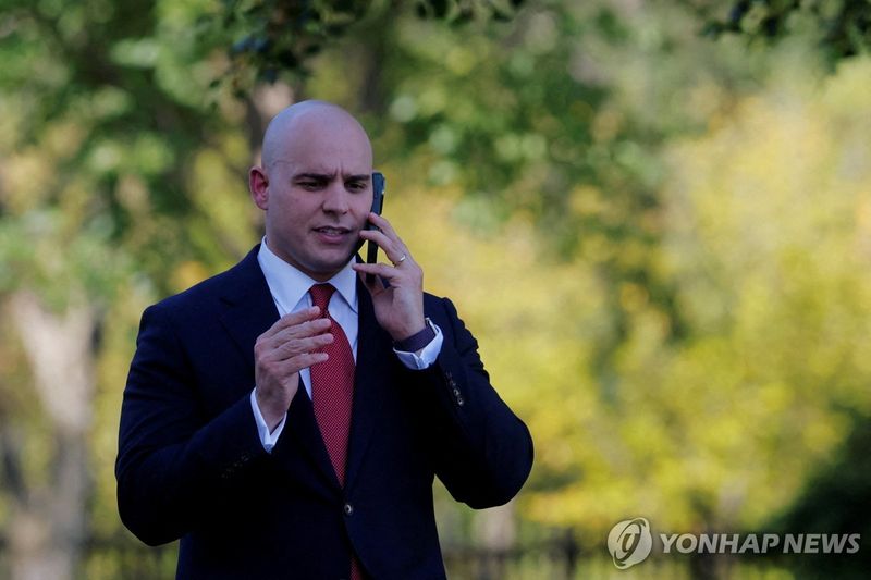 "트럼프, 중간선거 패색 참모진 탓 돌려 백악관 내홍 기류"