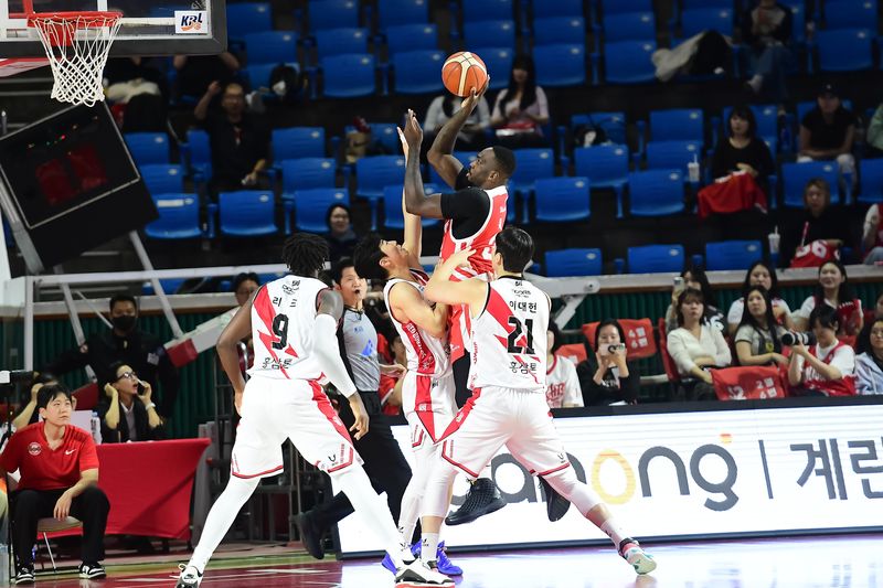 [서울=뉴시스] 프로농구 서울 SK의 자밀 워니. (사진=KBL 제공) 2026.10.20. photo@newsis.com *재판매 및 DB 금지