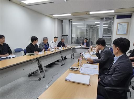 ▲부산도시철도 파업 대비 비상수송대책 회의 모습. 부산시 제공