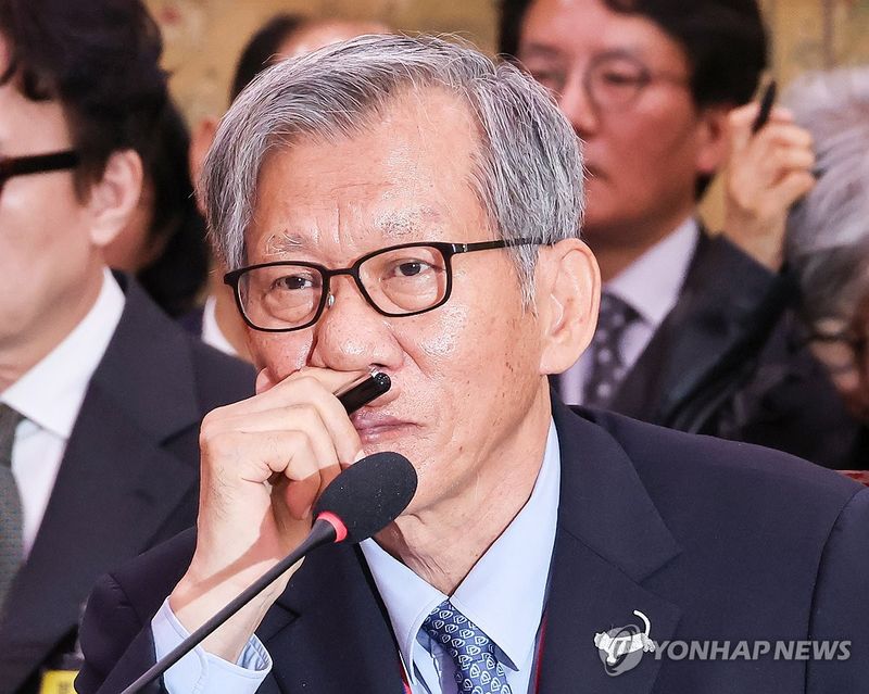 유홍준 국립중앙박물관장. 연합뉴스