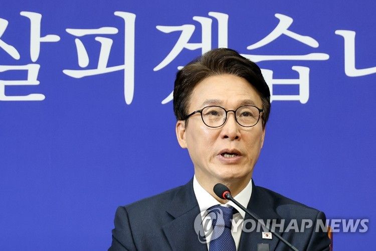'曺탄핵&middot;신천지'로 공세나선 친청…金 "말만하면 되는 게 아냐"