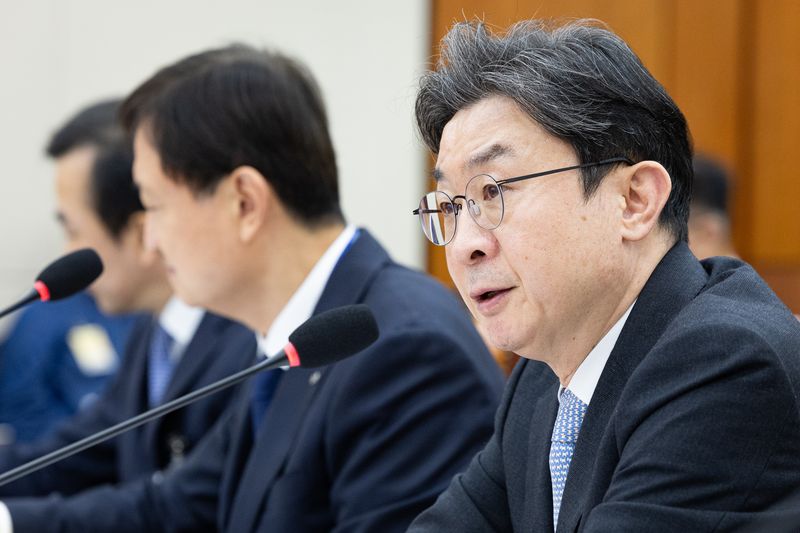 이억원 "솔리다임, 美 상장해도 중복상장…규제 적용 대상"