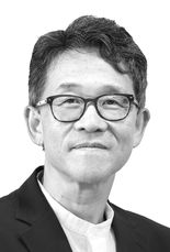 이석우 국제전문기자