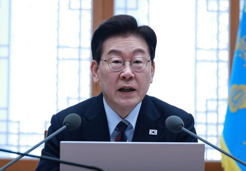 이재명 대통령이 23일 청와대에서 열린 초안전사회 범정부 대응 회의에서 발언을 하고 있다. 청와대통신사진기자단