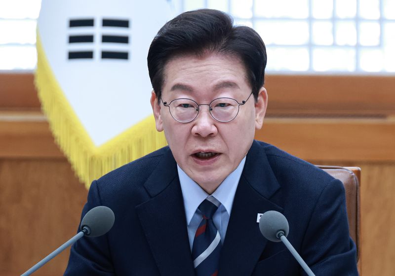 이재명 대통령이 23일 청와대에서 열린 초안전사회 범정부 대응 회의에서 발언을 하고 있다. 청와대통신사진기자단