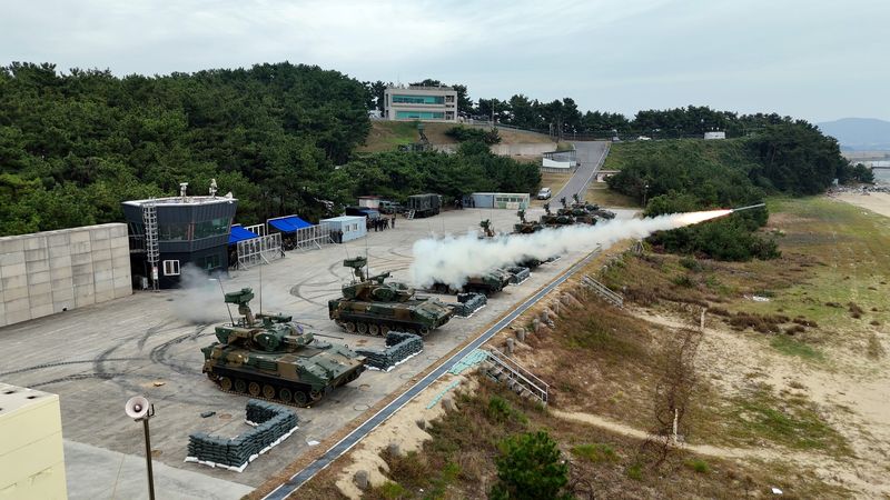 육군 지상작전사령부 겸 연합지상군구성군사령부(지작사/연지구사)가 19일부터 23일까지 '26년 호국훈련과 연계한 '방공 유도무기 대공사격'을 실시했다 지상작전사령부 제공