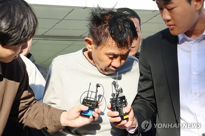 '인천 대형 상업시설 흉기난동' 피의자 최충락, 송치 (출처=연합뉴스)