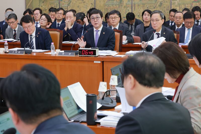 23일 국회에서 열린 문화체육관광위원회 종합 국정감사 모습. 연합뉴스
