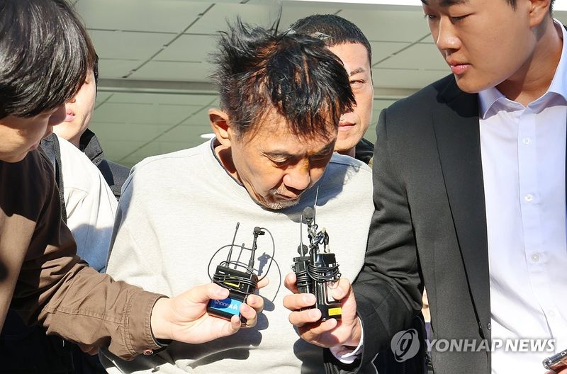 '인천 대형 상업시설 흉기난동' 피의자 최충락, 송치 (출처=연합뉴스)