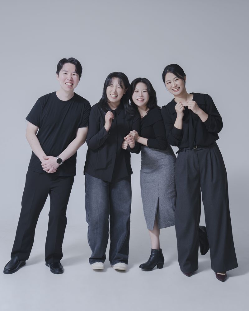 작가 그룹 사진. 왼쪽부터 조남수, 강예진, 장혜린, 김태희(국립극장 제공. 재판매 및 DB 금지)