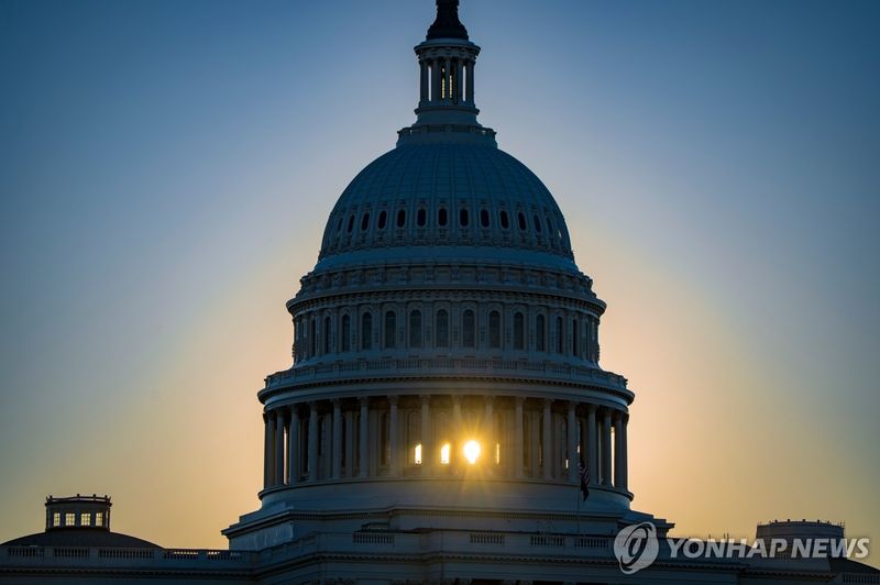 [美중간선거 D-7] ② 트럼프 제발등 찍나…비싼 기름값에 격전지 된 텃밭