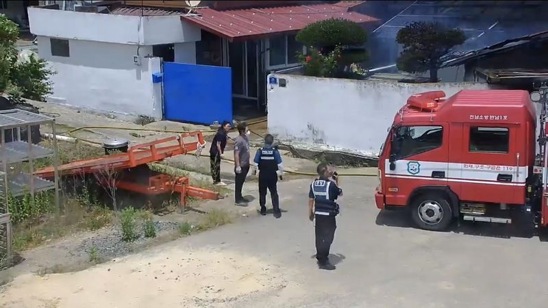 전남나주서 유명재 경감 구조 당시 모습. 경찰청 제공