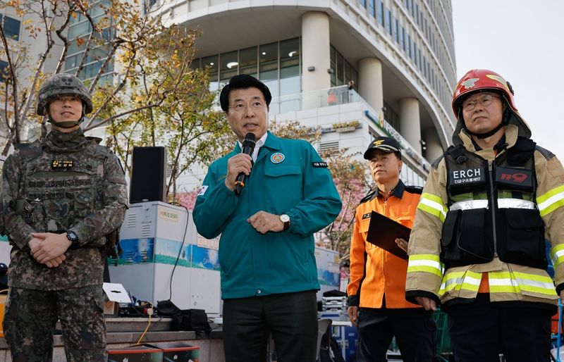 [서울=뉴시스] 2025 안전한국훈련. (사진=송파구 제공) 2026.10.27. photo@newsis.com *재판매 및 DB 금지