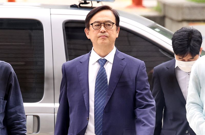 '삼성 기밀자료 유출' 안승호 전 부사장 항소심서도 징역 3년 선고… 법정구속