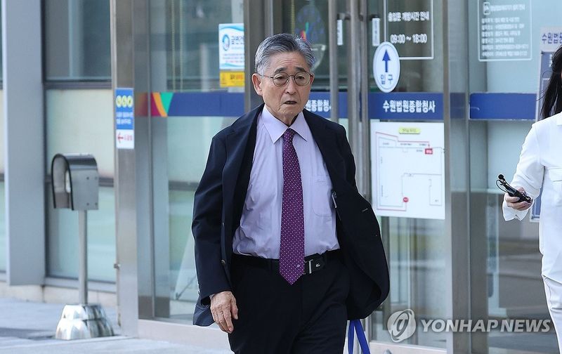 '5·18 북한군 개입설' 지만원, 영장심사 출석 (출처=연합뉴스)