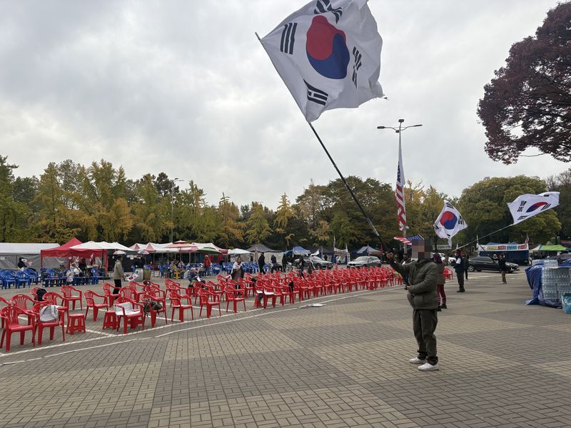 148일 만에 나간 투표함…한산해진 올림픽공원