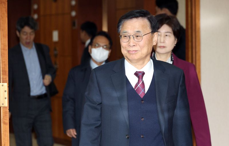 이종석 국정원장이 29일 오전 국가정보원 청사에서 열린 국회 정보위의 국정원에 대한 국정감사에 출석하고 있다. 뉴시스
