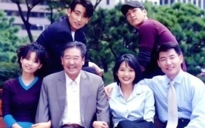 [서울=뉴시스] 차인표가 공개한 드라마 '그대 그리고 나' 당시 고(故) 최불암의 모습. (사진 = 인스타그램 캡처) 2026.10.30. photo@newsis.com *재판매 및 DB 금지