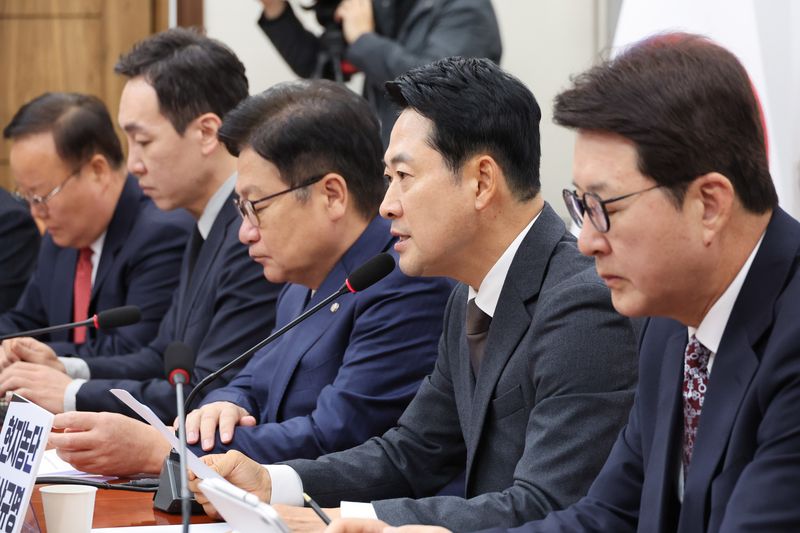 장동혁 국민의힘 대표가 지난 26일 서울 여의도 국회에서 열린 최고위원회의에서 발언하고 있다. 2026.10.26 ⓒ 뉴스1 신웅수 기자